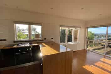90 Station Road, Kamo