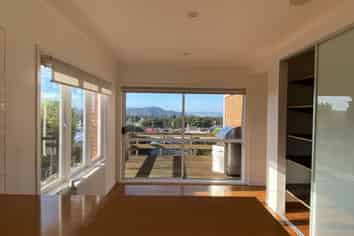 90 Station Road, Kamo