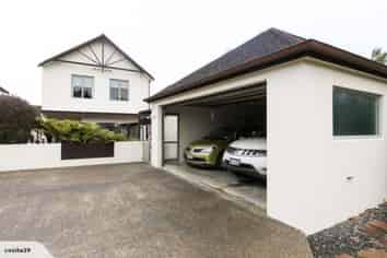 270 Alec Craig Way, Gulf Harbour