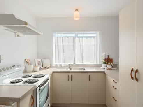 10B Ruihi Street, Victoria