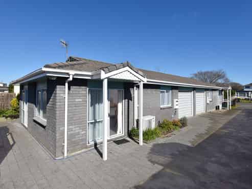 10B Ruihi Street, Victoria