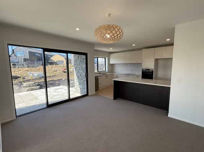 24 Doug Ledgerwood Drive, Wanaka