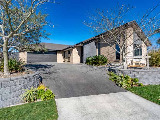 25 Roy Hilton Drive, Flagstaff