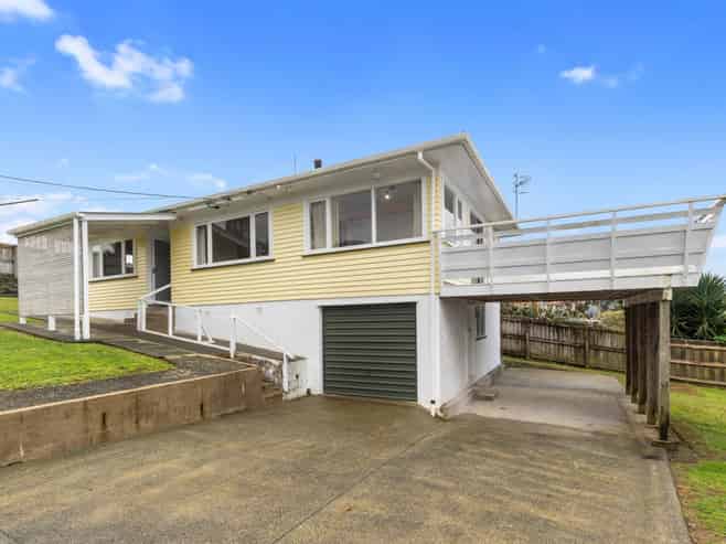 81 Station Road, Kamo