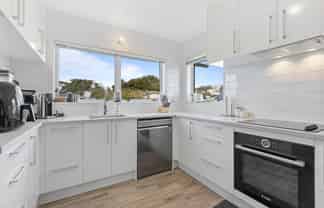 3/10 Shakespeare Road, Milford