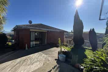 3 Austen Ward Heights, Enner Glynn