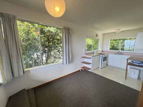 13a Espin Crescent, Karori