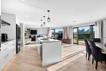14 Huntaway Close, Stoke