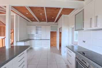 6 Fishermans Cove, Army Bay