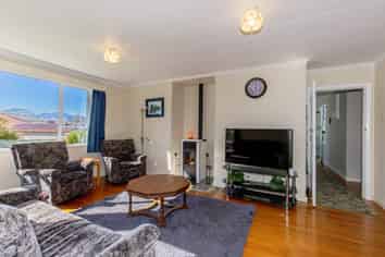126 Tipahi Street, Nelson South