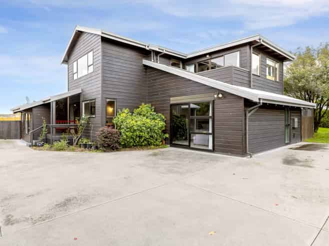 51 Kahurangi Drive, Rangatira Park