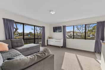 118 Makarini Street, Paraparaumu