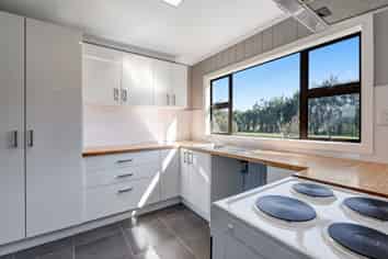 42 Rimmer Road, Helensville