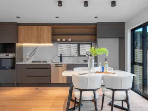 6/12 Manuwai Road, Torbay