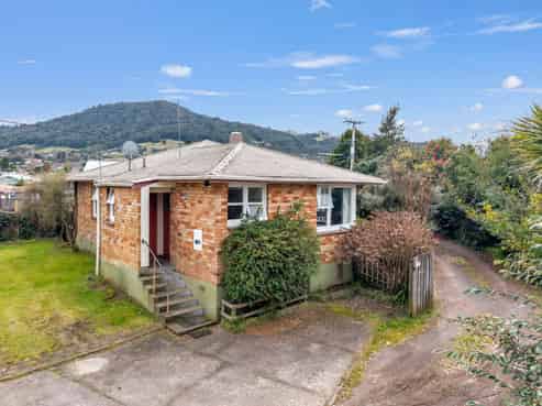 31 Lisa Crescent, Mangakakahi
