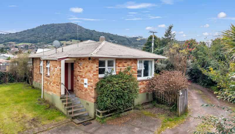 31 Lisa Crescent, Mangakakahi