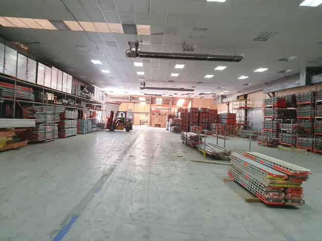 Strategic high profile warehouse