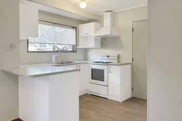 1/1 Eastwood Rise, Browns Bay