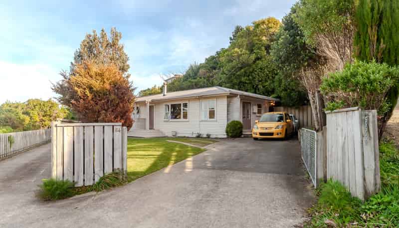 64 Salford St, Newlands