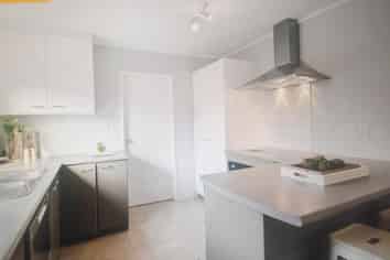 2/133 Pah Road, Royal Oak