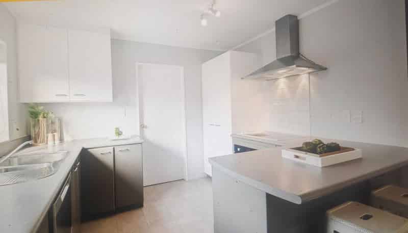 2/133 Pah Road, Royal Oak
