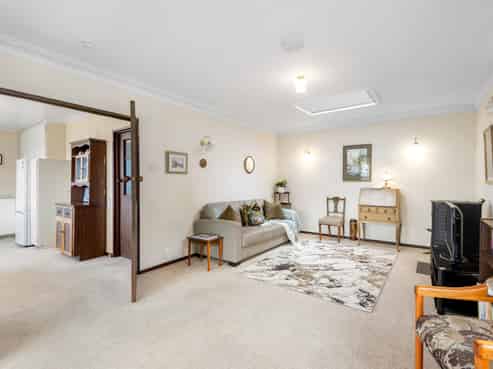 9 Mavis Street, Saint Clair