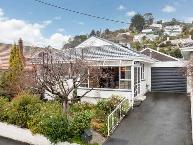 9 Mavis Street, Saint Clair