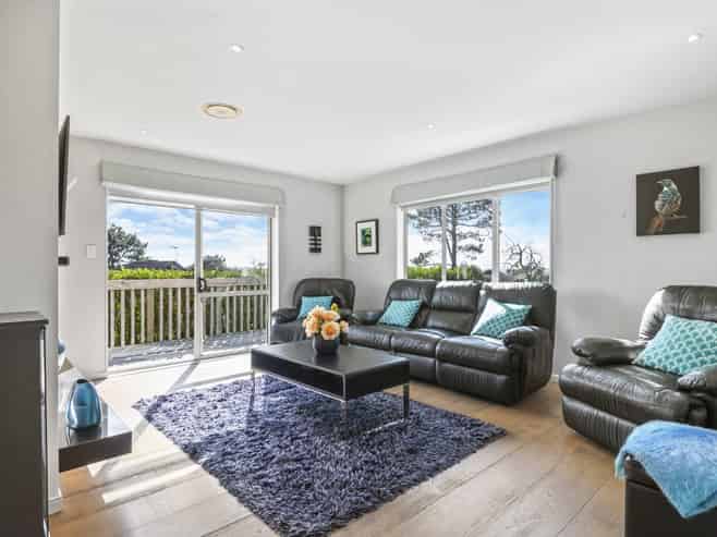 7 Bushglen Court, Browns Bay