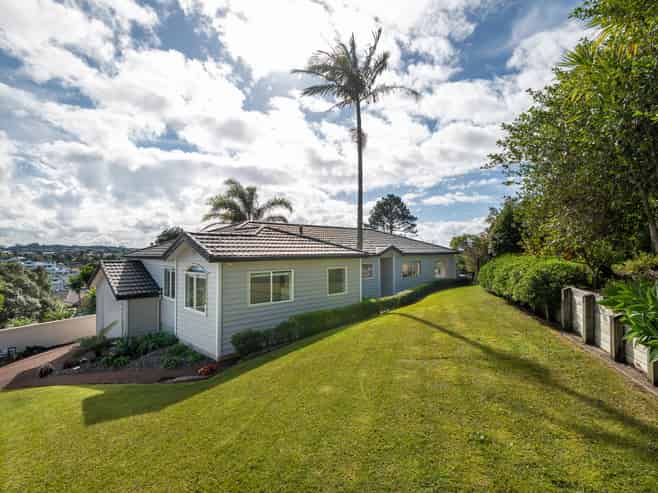 7 Bushglen Court, Browns Bay