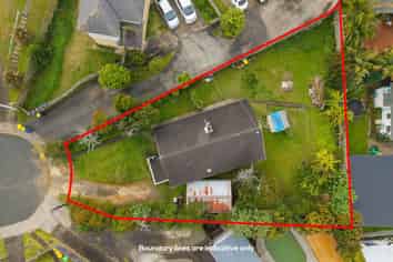 18 Castaing Crescent, Te Atatu South