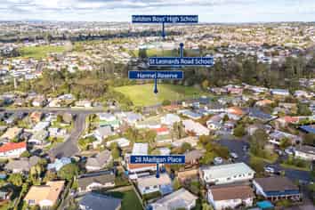 28 Madigan Place, Glendene
