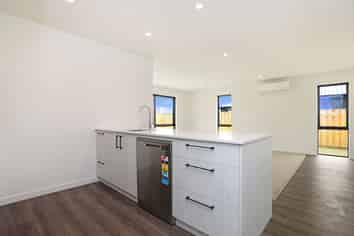52 Strowan Avenue, Elgin