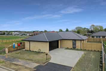 52 Strowan Avenue, Elgin