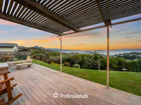 9 Lemonwood Grove, Maungaraki