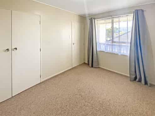 1B East Grove, Alicetown