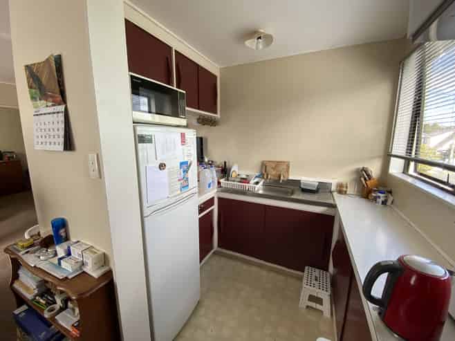1B East Grove, Alicetown