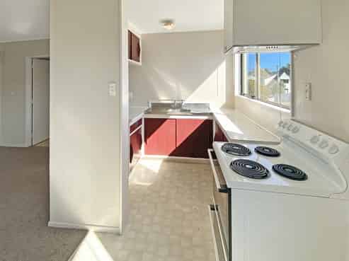 1B East Grove, Alicetown
