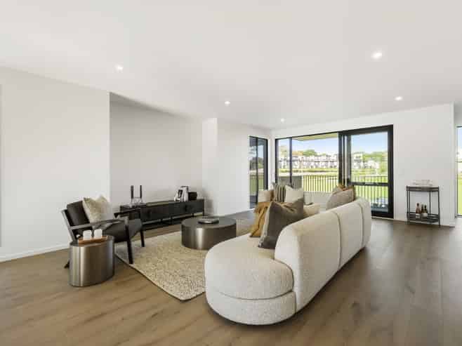 61 Riukiuta Avenue, Three Kings