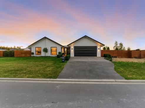 33 Silver Peaks Drive, West Melton