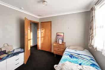 24 Elizabeth Street, Levin
