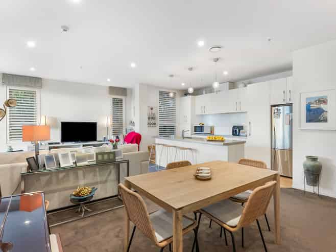 102/54 Surrey Crescent, Grey Lynn