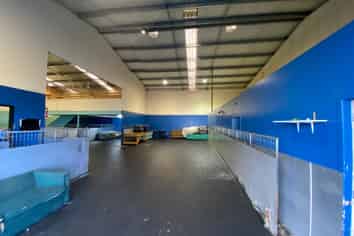 New Opportunity in Versatile Commercial Zone