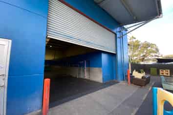 New Opportunity in Versatile Commercial Zone