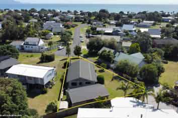 119 Rimu Place, Matarangi