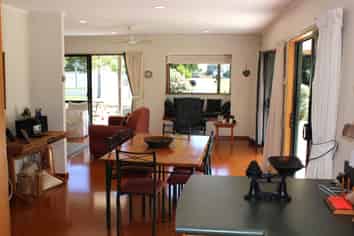 119 Rimu Place, Matarangi