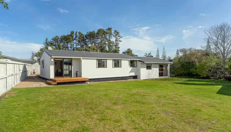 109 Karaka Place, Matarangi