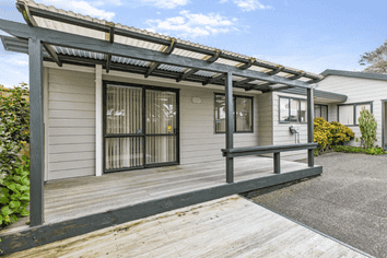 2/129 Coronation Road, Papatoetoe