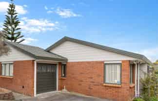 2/129 Coronation Road, Papatoetoe