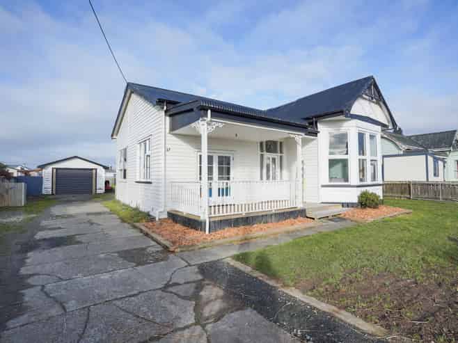 27 Arthur Street, Winton