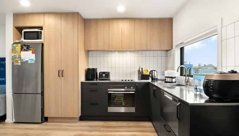 4 Dallas Lane, Caversham